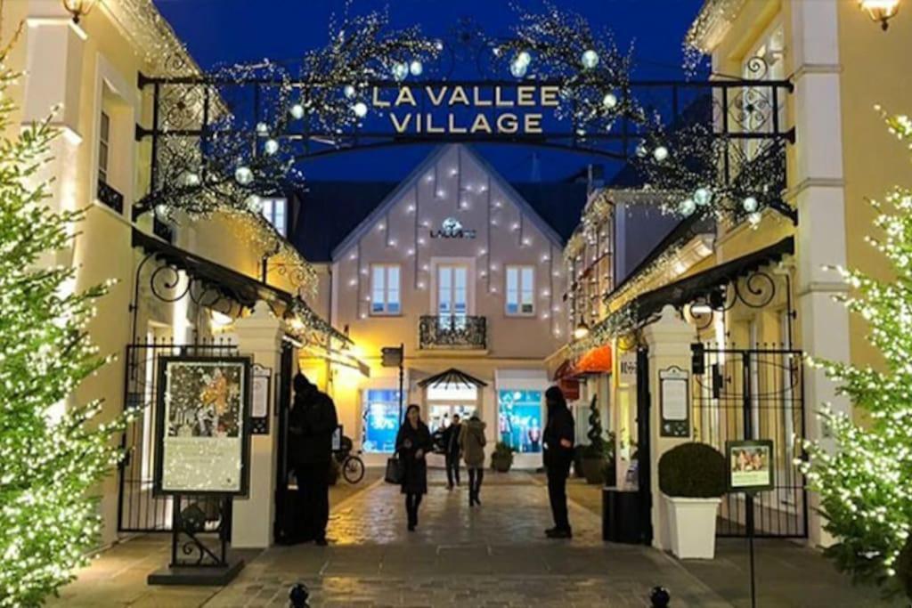 Sejour En Famille Ou Amis A Disneyland & Paris Lognes Exterior foto